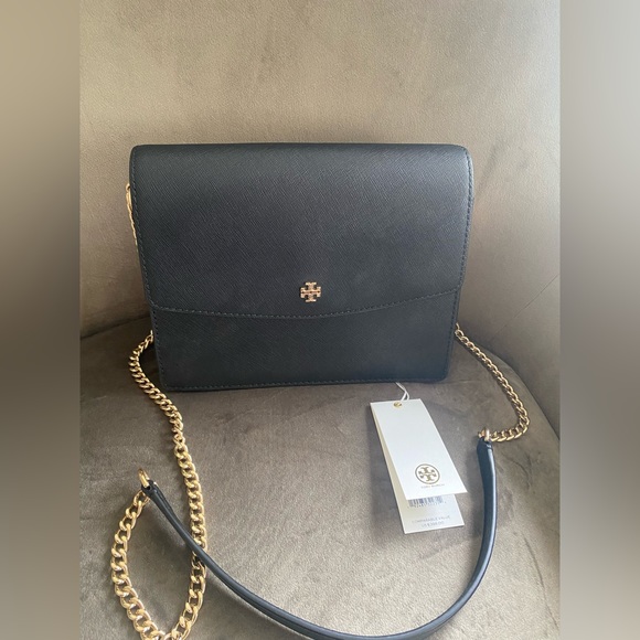 SOLD-Tory Burch Emerson Envelope Adjustable Shoulder bag - Picture 2 of 10